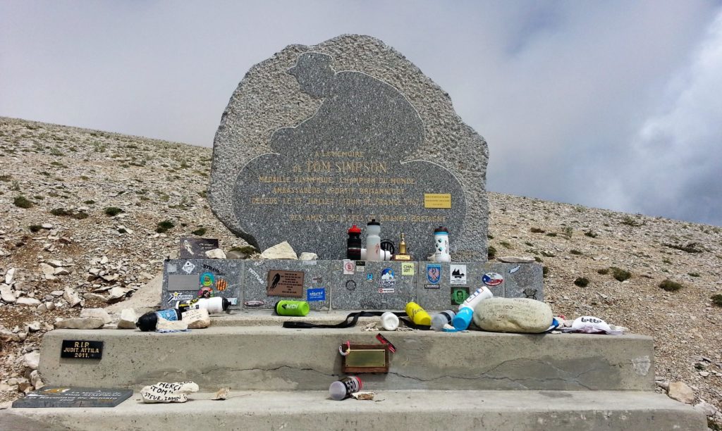 Mont Ventoux: das Denkmal des Tom Simpson